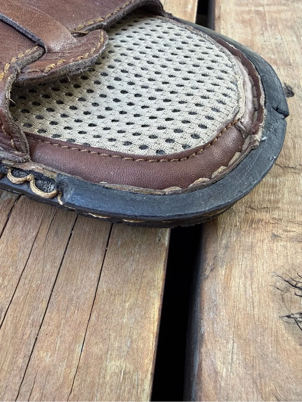 Born men's brown leather slip-on sandals